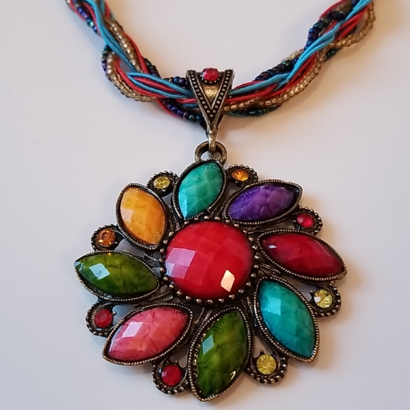 Colorful Necklace - Picture 1 of 2